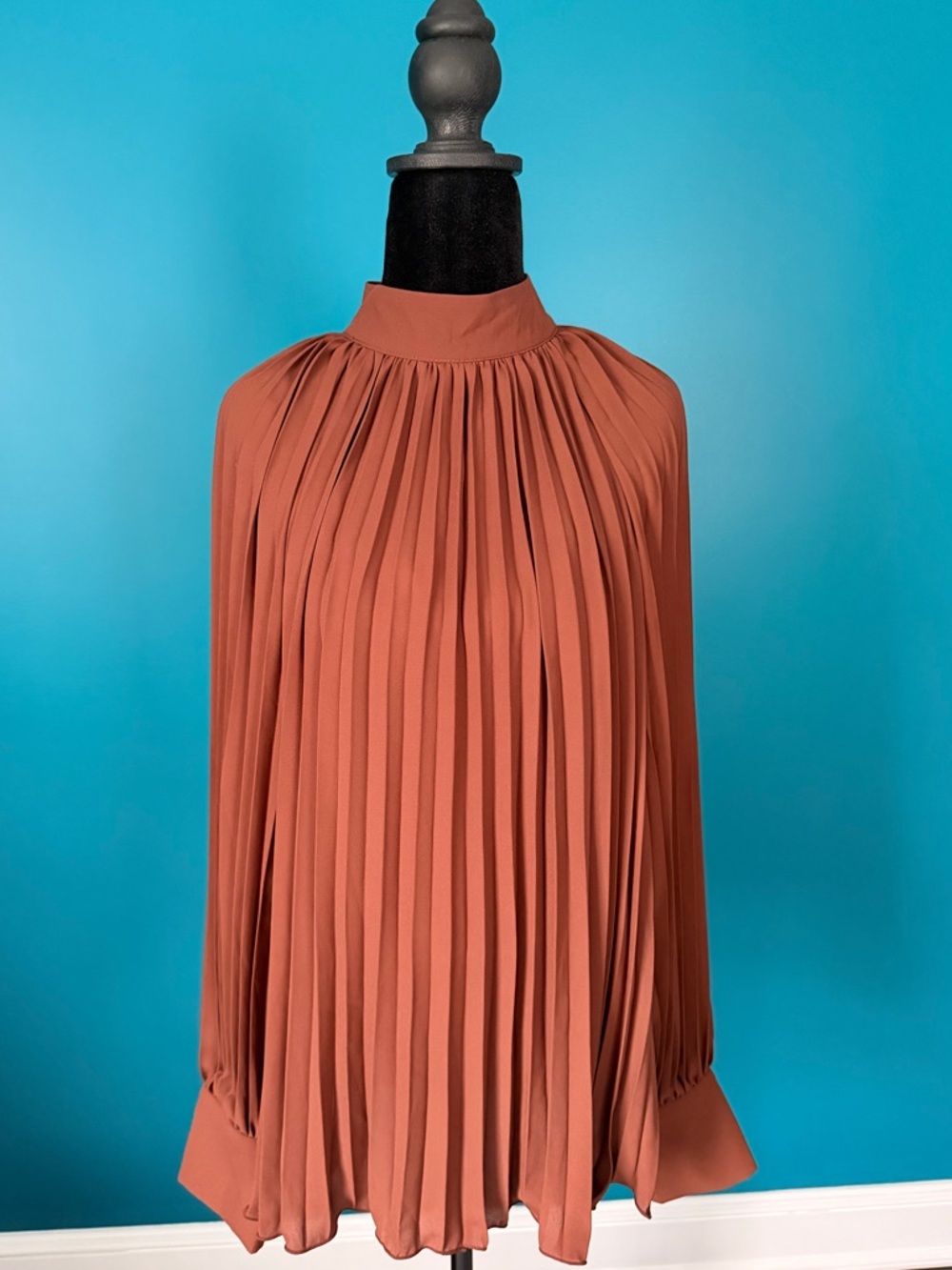 H&M brown blouse. NEW!